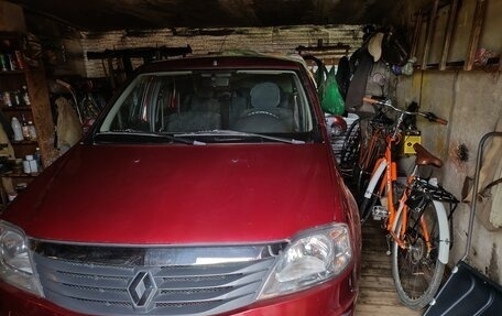 Renault Logan I, 2011 год, 700 000 рублей, 3 фотография