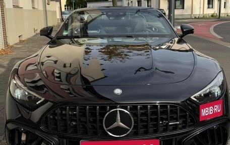 Mercedes-Benz SL-Класс AMG, 2023 год, 18 000 000 рублей, 3 фотография