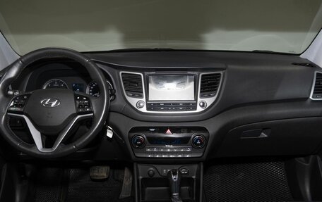 Hyundai Tucson III, 2016 год, 1 880 000 рублей, 7 фотография