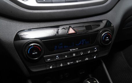 Hyundai Tucson III, 2016 год, 1 880 000 рублей, 12 фотография