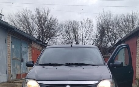 Renault Logan I, 2010 год, 665 000 рублей, 2 фотография