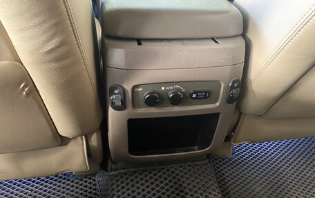 Toyota Land Cruiser Prado 120 рестайлинг, 2008 год, 2 099 000 рублей, 11 фотография