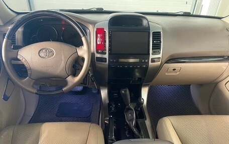 Toyota Land Cruiser Prado 120 рестайлинг, 2008 год, 2 099 000 рублей, 10 фотография