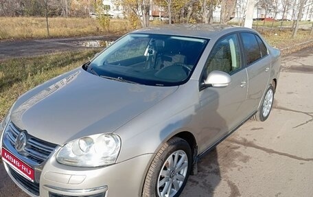 Volkswagen Jetta VI, 2008 год, 470 000 рублей, 1 фотография