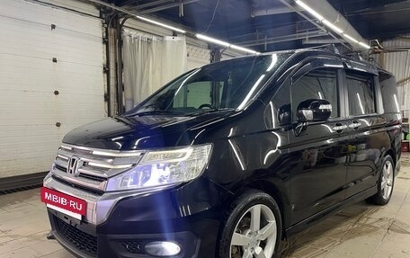 Honda Stepwgn IV, 2012 год, 1 500 000 рублей, 2 фотография