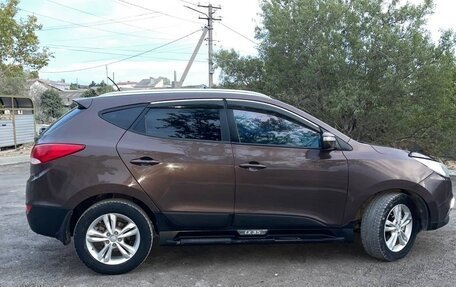 Hyundai ix35 I рестайлинг, 2013 год, 1 350 000 рублей, 2 фотография