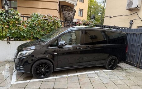 Mercedes-Benz V-Класс, 2016 год, 4 750 000 рублей, 2 фотография