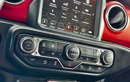 Jeep Wrangler, 2019 год, 4 500 000 рублей, 12 фотография