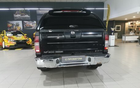 Nissan NP300, 2008 год, 690 000 рублей, 6 фотография
