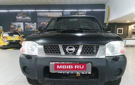 Nissan NP300, 2008 год, 690 000 рублей, 2 фотография