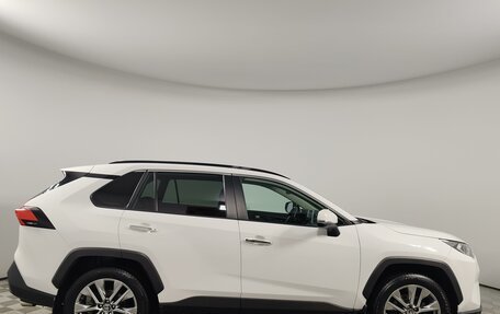 Toyota RAV4, 2021 год, 3 899 000 рублей, 4 фотография