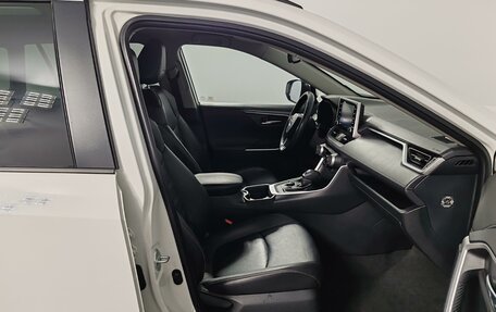 Toyota RAV4, 2021 год, 3 899 000 рублей, 20 фотография