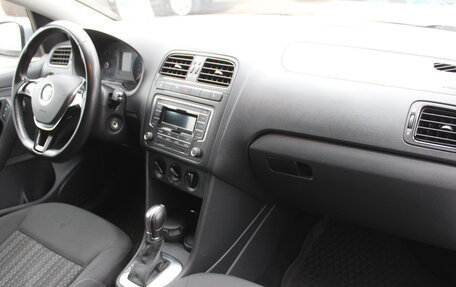 Volkswagen Polo VI (EU Market), 2018 год, 1 025 000 рублей, 11 фотография