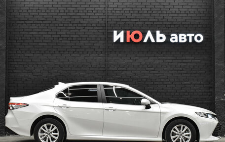 Toyota Camry, 2020 год, 2 760 000 рублей, 8 фотография