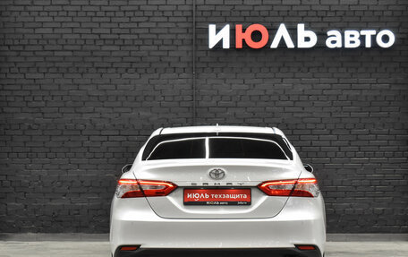 Toyota Camry, 2020 год, 2 760 000 рублей, 5 фотография