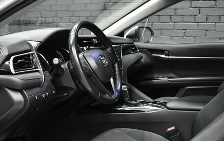 Toyota Camry, 2020 год, 2 760 000 рублей, 16 фотография