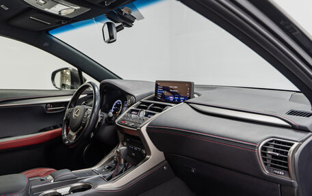 Lexus NX I, 2017 год, 3 790 000 рублей, 14 фотография