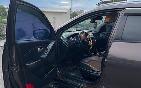 Hyundai ix35 I рестайлинг, 2013 год, 1 350 000 рублей, 10 фотография