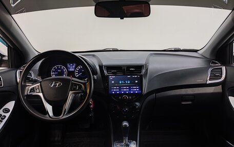 Hyundai Solaris II рестайлинг, 2011 год, 795 000 рублей, 9 фотография