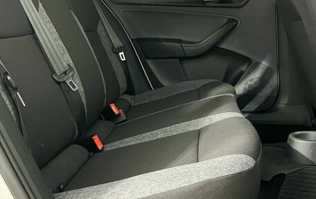 Skoda Rapid II, 2020 год, 1 500 000 рублей, 17 фотография