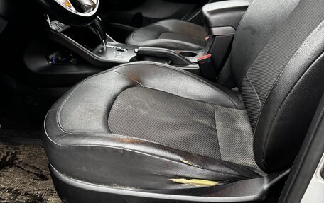 Hyundai ix35 I рестайлинг, 2015 год, 1 350 000 рублей, 10 фотография