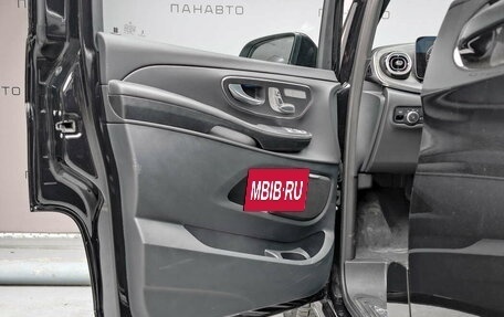 Mercedes-Benz V-Класс, 2024 год, 21 120 000 рублей, 11 фотография