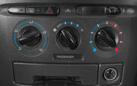 Toyota Succeed I рестайлинг, 2002 год, 569 000 рублей, 19 фотография