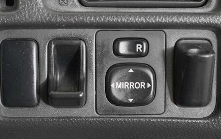 Toyota Succeed I рестайлинг, 2002 год, 569 000 рублей, 21 фотография