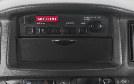 Toyota Succeed I рестайлинг, 2002 год, 569 000 рублей, 18 фотография