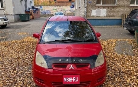 Mitsubishi Colt VI рестайлинг, 2003 год, 370 000 рублей, 1 фотография