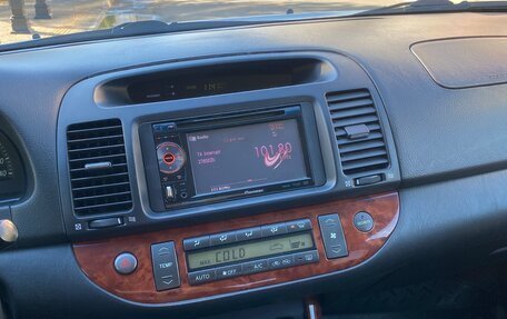 Toyota Camry V40, 2004 год, 690 000 рублей, 13 фотография