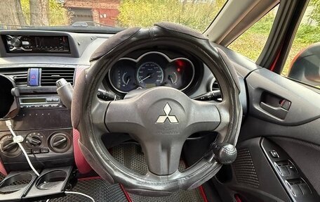 Mitsubishi Colt VI рестайлинг, 2003 год, 370 000 рублей, 9 фотография