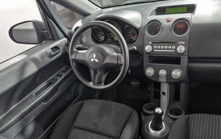 Mitsubishi Colt VI рестайлинг, 2007 год, 399 000 рублей, 13 фотография