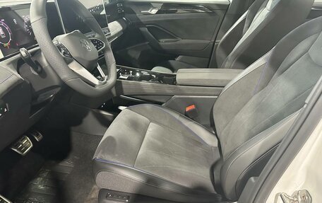 Volkswagen Tiguan, 2025 год, 4 850 000 рублей, 29 фотография