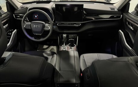 Toyota Highlander, 2025 год, 5 900 000 рублей, 12 фотография