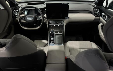 Geely Atlas, 2025 год, 2 950 000 рублей, 14 фотография