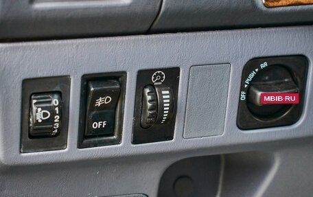 Toyota Land Cruiser Prado 90 рестайлинг, 1997 год, 1 290 000 рублей, 16 фотография