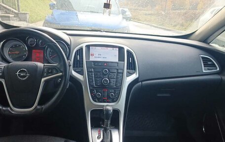 Opel Astra J, 2013 год, 1 150 000 рублей, 3 фотография