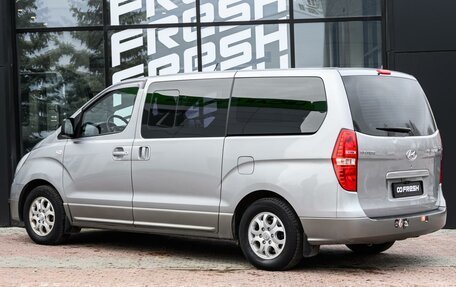 Hyundai H-1 II рестайлинг, 2014 год, 1 630 000 рублей, 2 фотография