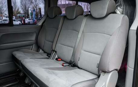 Hyundai H-1 II рестайлинг, 2014 год, 1 630 000 рублей, 12 фотография