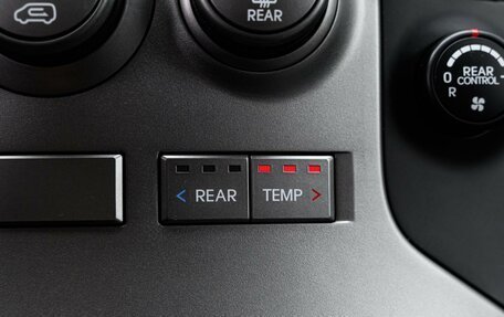 Hyundai H-1 II рестайлинг, 2014 год, 1 630 000 рублей, 20 фотография