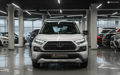 Toyota RAV4, 2025 год, 4 200 000 рублей, 3 фотография