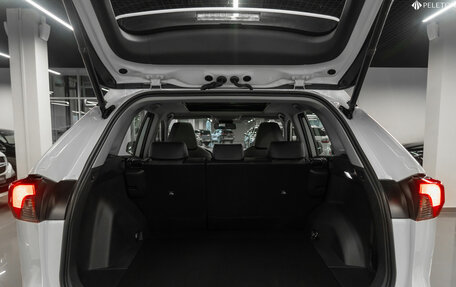 Toyota RAV4, 2025 год, 4 200 000 рублей, 24 фотография