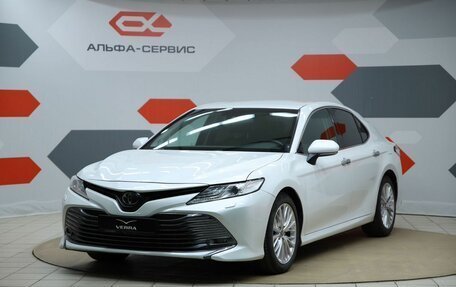 Toyota Camry, 2020 год, 2 950 000 рублей, 1 фотография