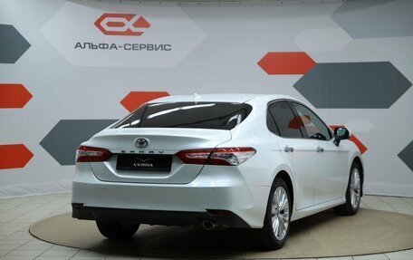 Toyota Camry, 2020 год, 2 950 000 рублей, 5 фотография