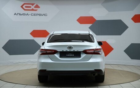 Toyota Camry, 2020 год, 2 950 000 рублей, 6 фотография