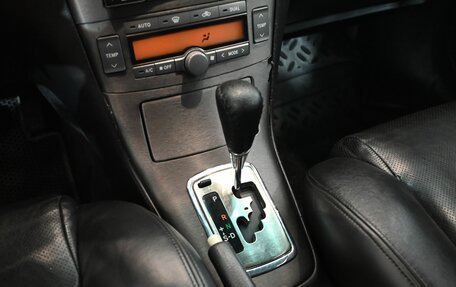 Toyota Avensis III рестайлинг, 2006 год, 950 000 рублей, 17 фотография