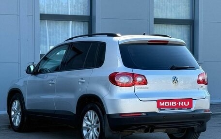 Volkswagen Tiguan I, 2010 год, 960 000 рублей, 6 фотография