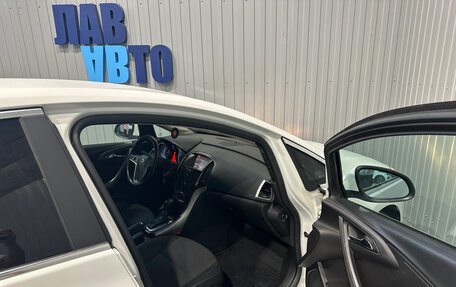 Opel Astra J, 2012 год, 660 000 рублей, 11 фотография