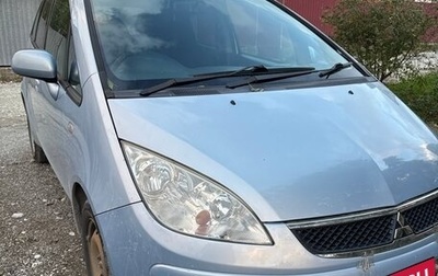 Mitsubishi Colt VI рестайлинг, 2004 год, 450 000 рублей, 1 фотография
